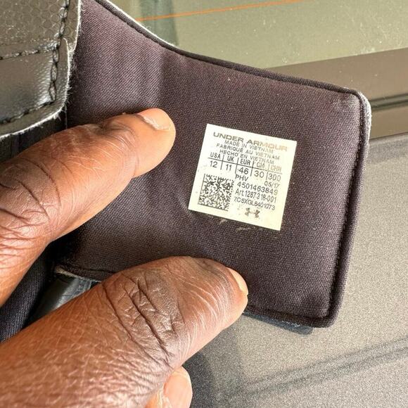 Under Armour Men's Ignite V Slide Size 12 Black Sandals - Picture 6 of 13